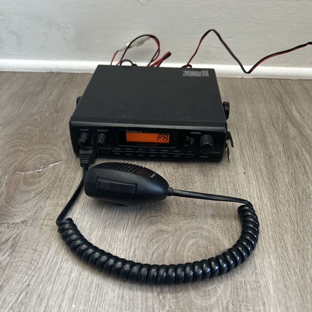 Radio Shack Clear Channel Scan 21-1597 TRC-496 CB Radio Transceiver + Mic Tested